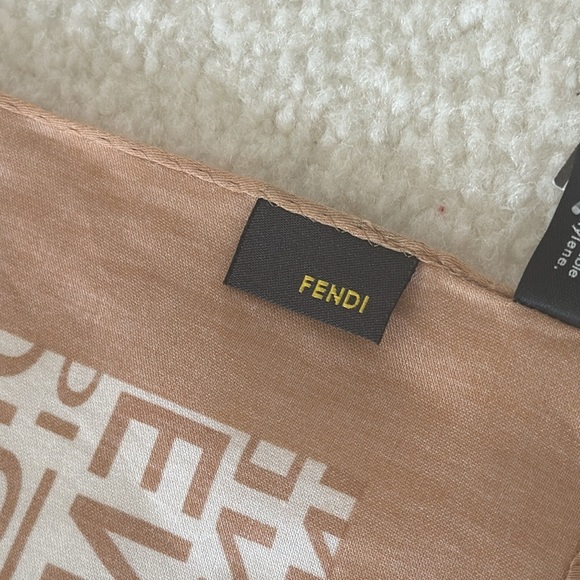 Fendi Scarf - Picture 6 of 7